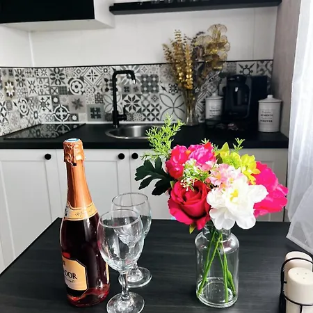 Superstar Apartman *